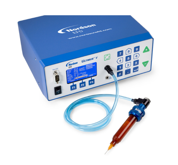 Nordson EFD 7012589 Ultimus V Dispenser, High Precision, 0-100 psi Pressure Regulator, Calibrated